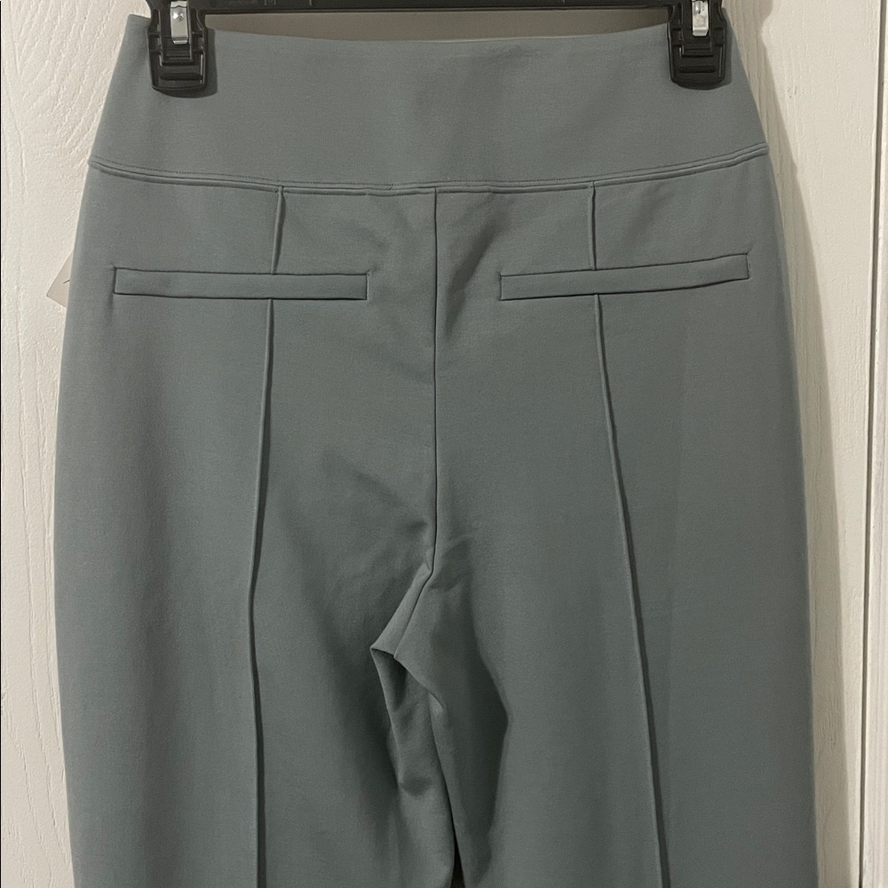 Athleta Pants Womens Sz 0 Green Eastbound Straight Leg Wrinkle Resistant Preppy - Picture 9 of 12